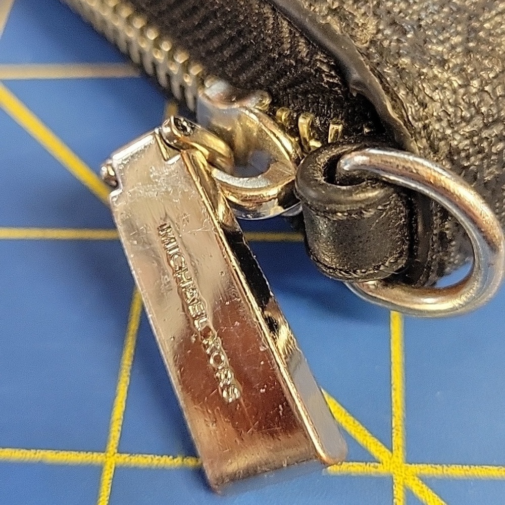 Michael Kors MK Black Wallet 12x4x1 Preloved - Picture 3 of 16